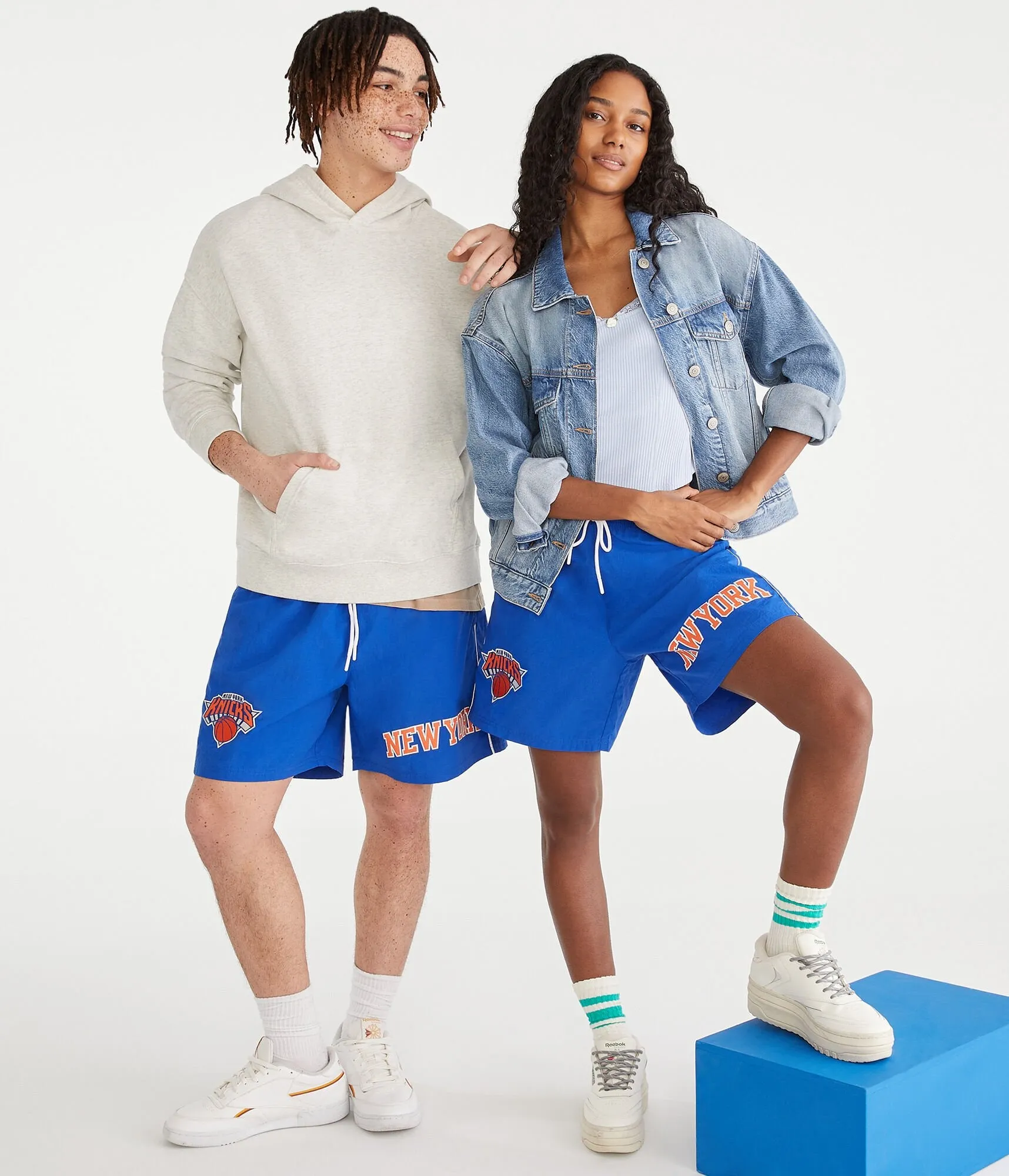 Aeropostale New York Knicks Nylon Shorts 6.5"