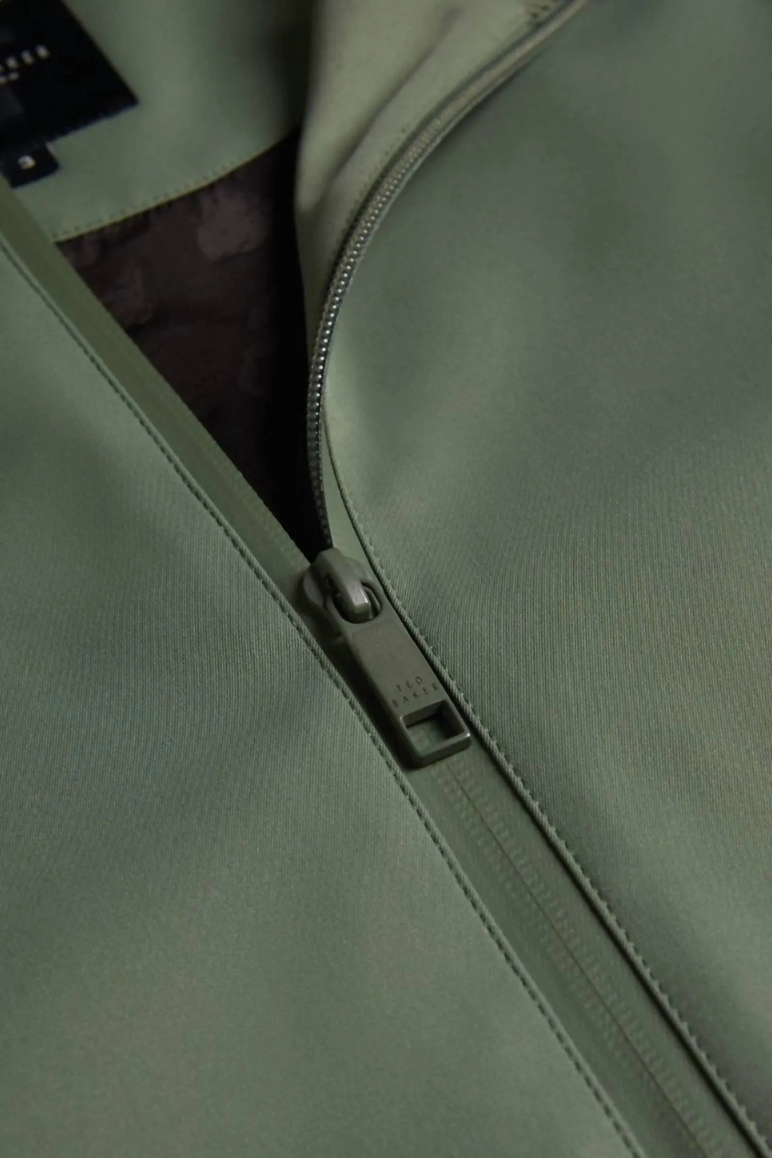 Arzona Jacket In Khaki