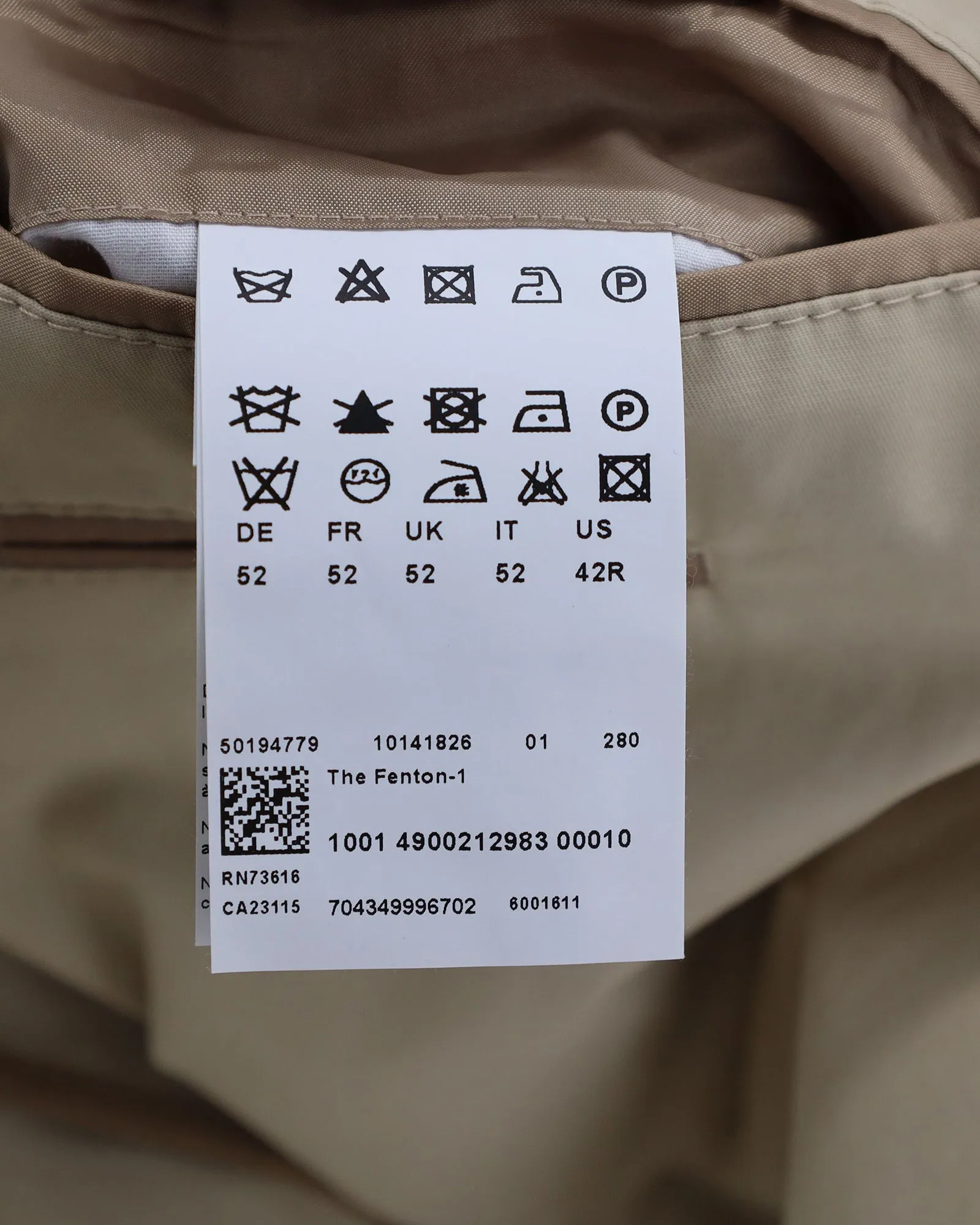 Boss Raincoat in Beige Cotton