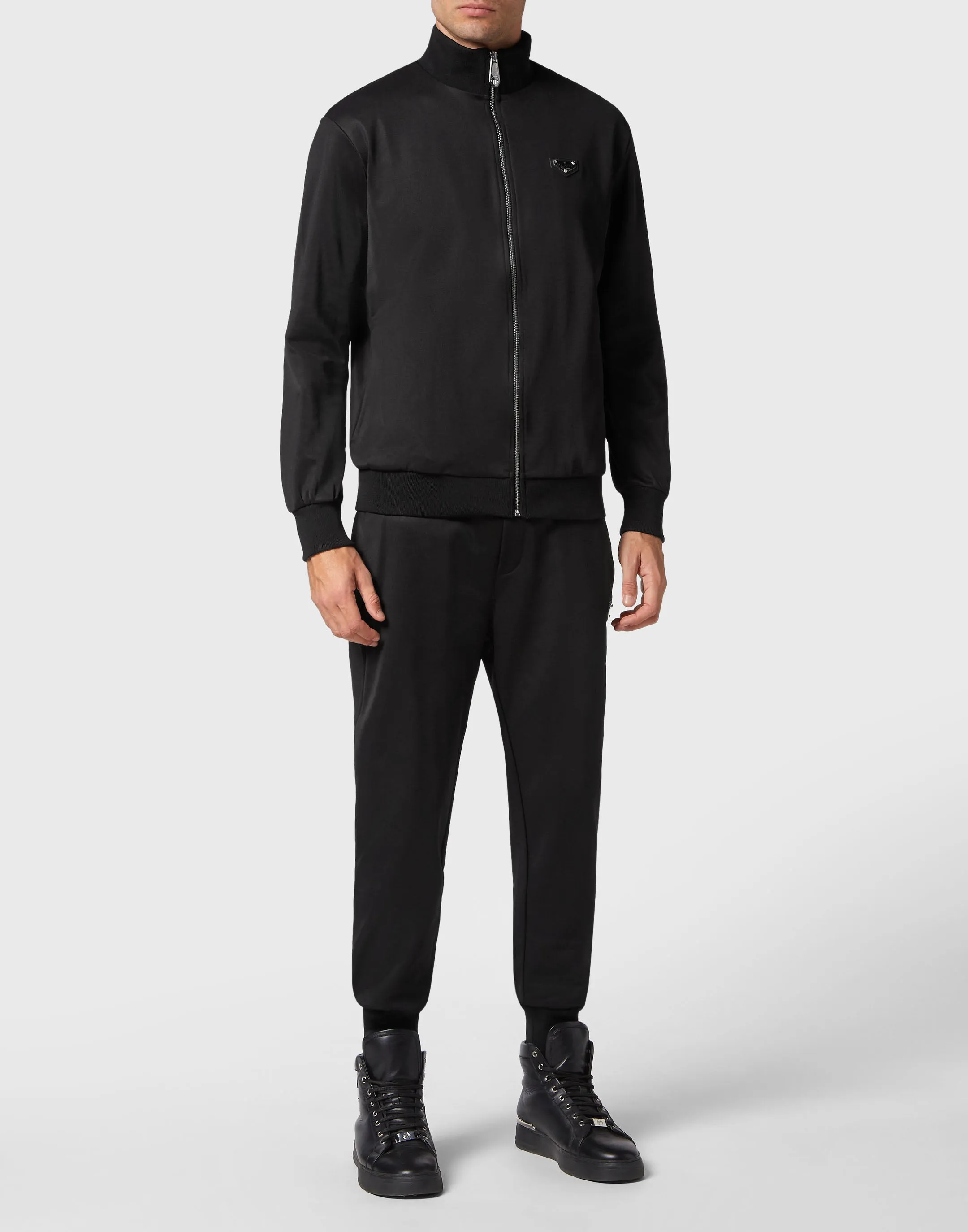 Jogging Suit: Top/Trousers
