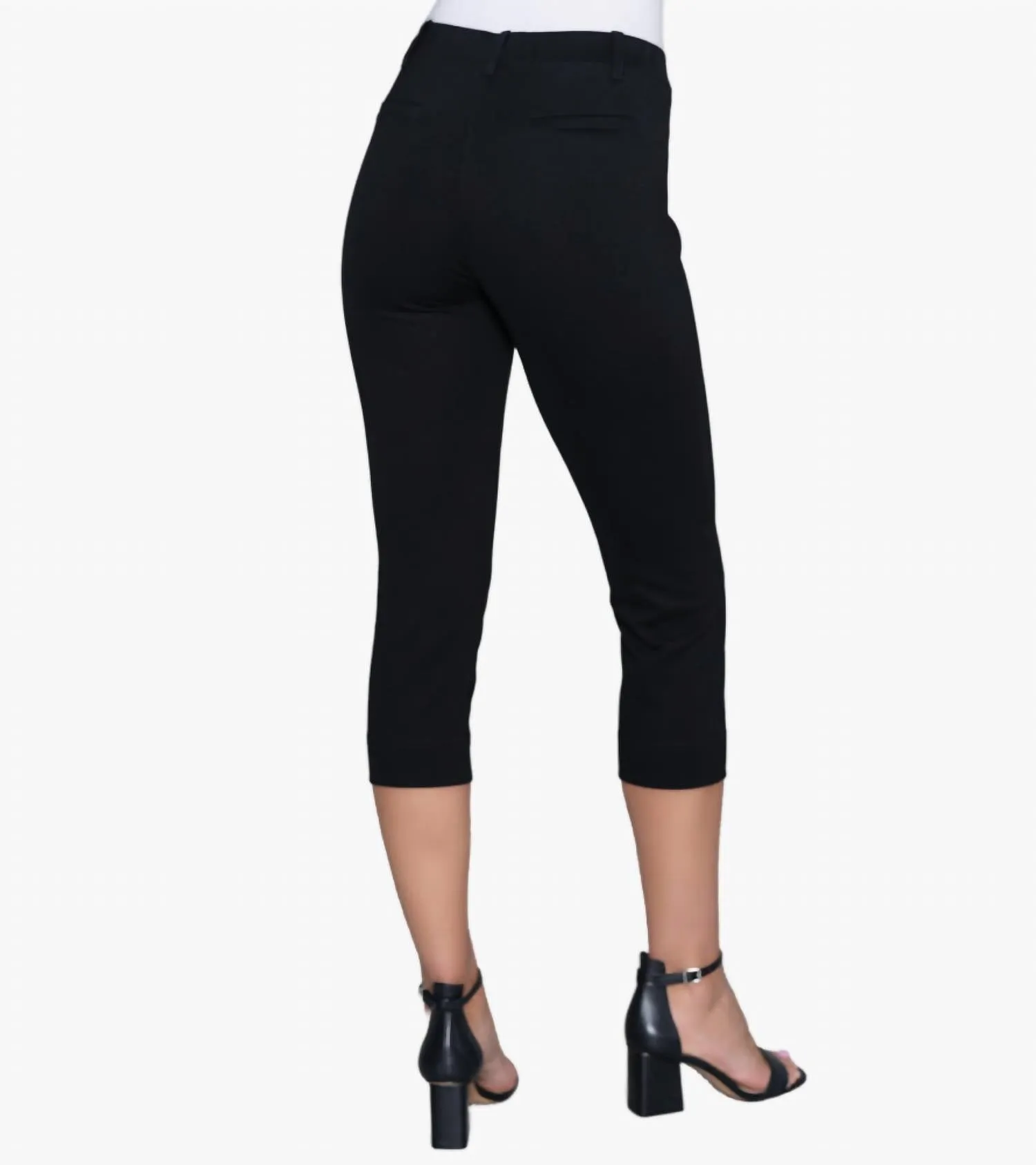 Just Right Cropped Pants In Black