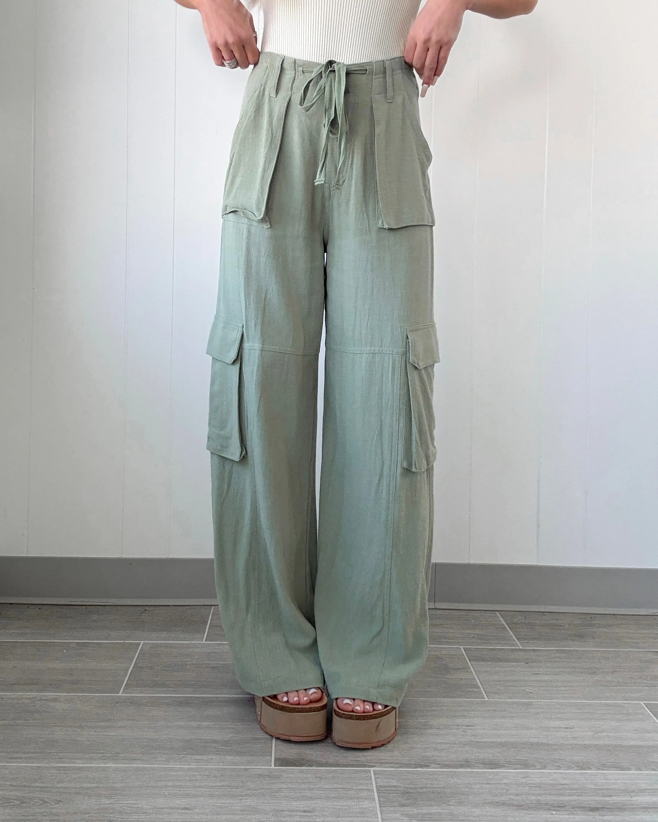 Maya Relaxed Utility Wide Leg Pants - Olive