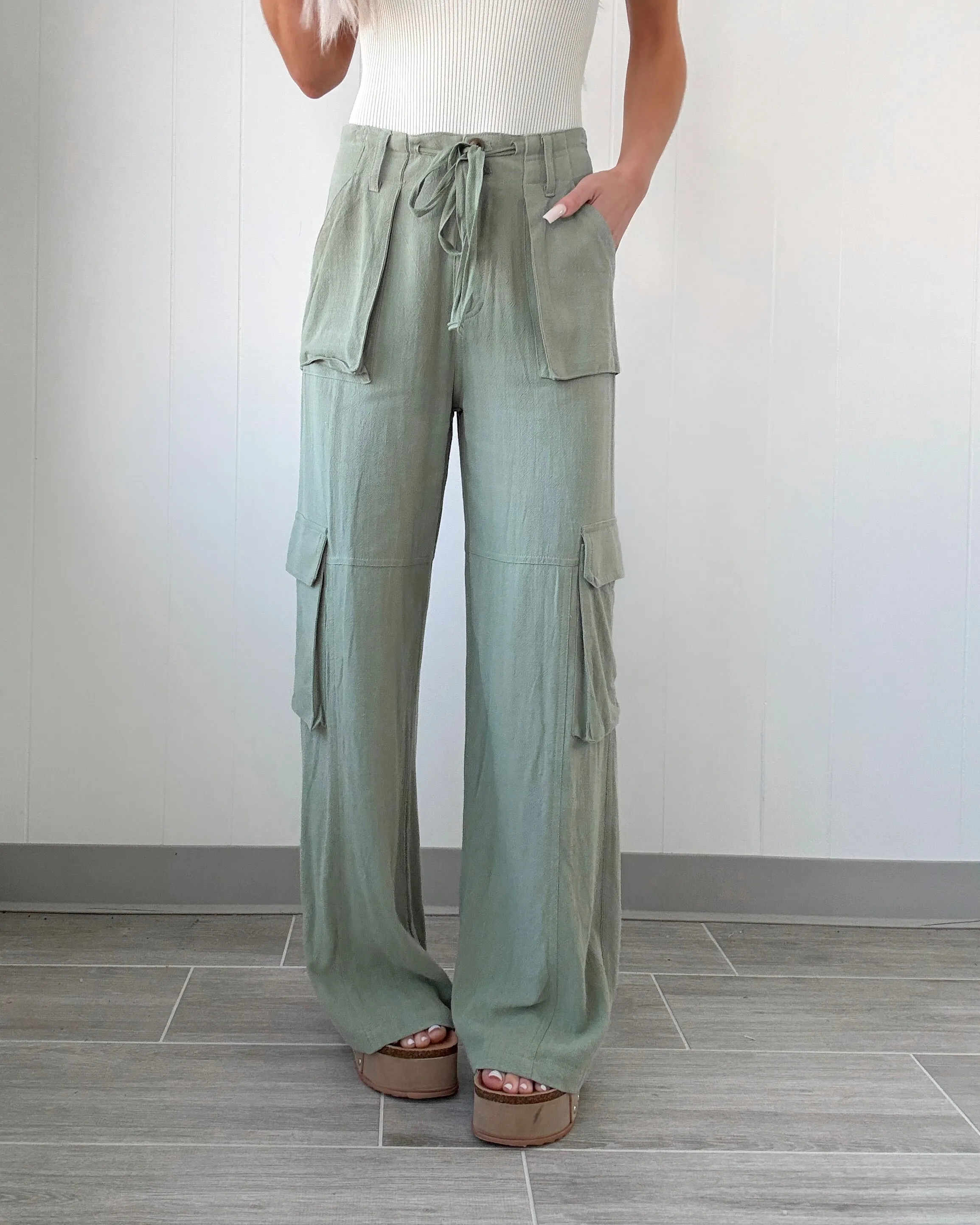 Maya Relaxed Utility Wide Leg Pants - Olive