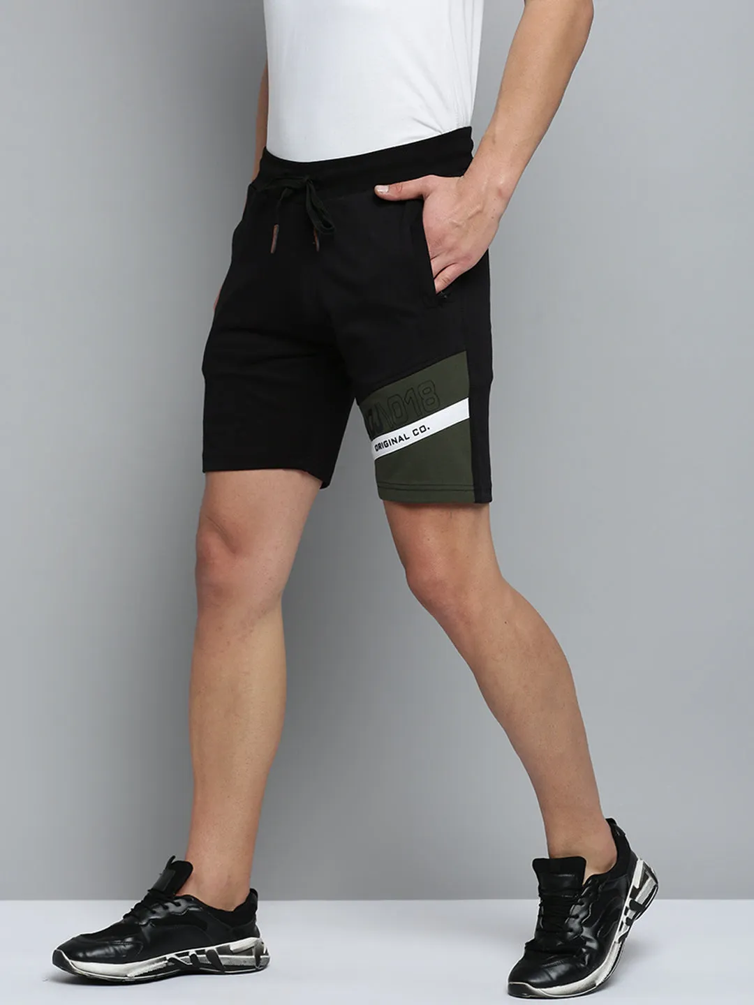 Men Black Regular Fit Sports Shorts