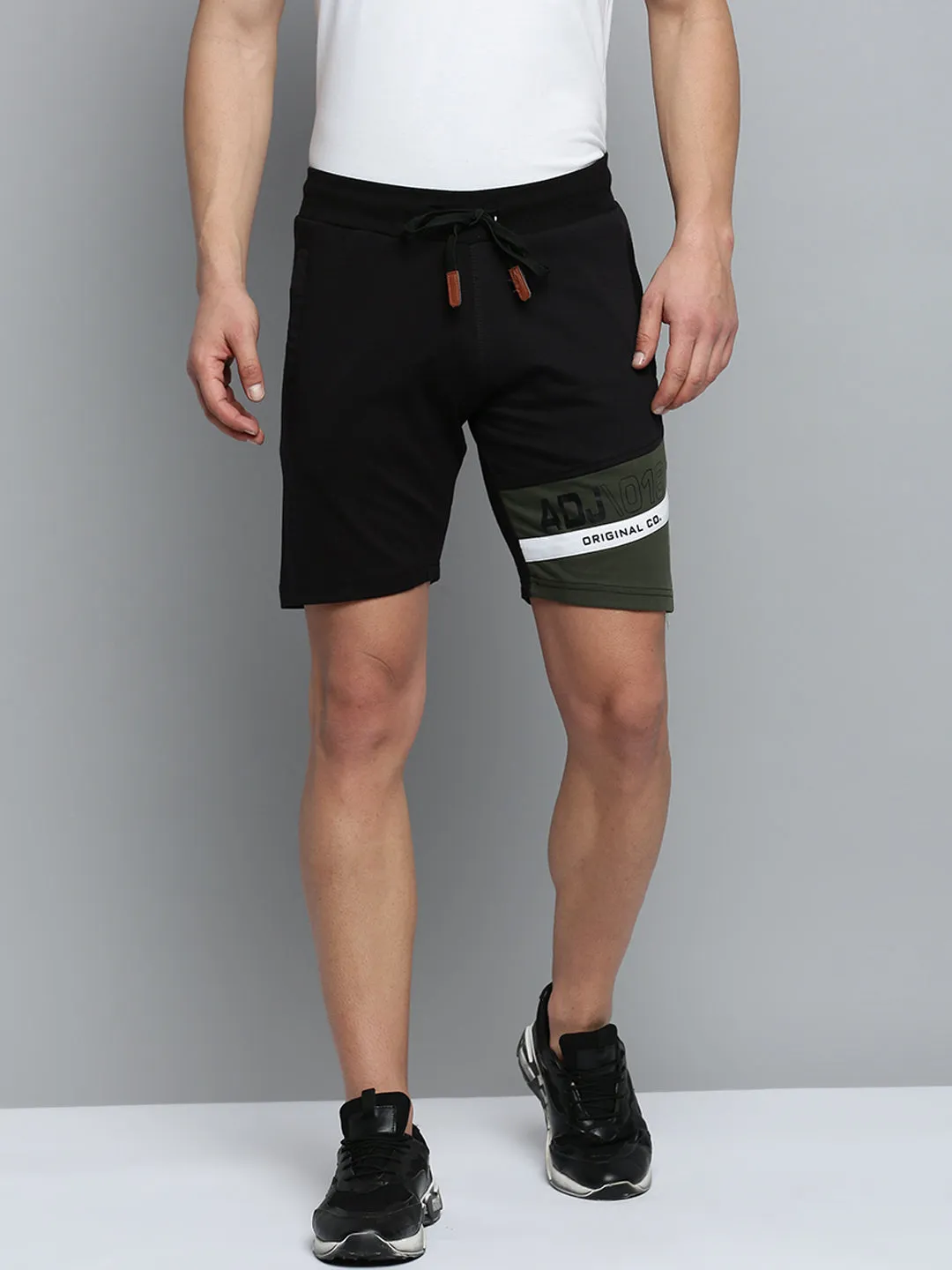 Men Black Regular Fit Sports Shorts