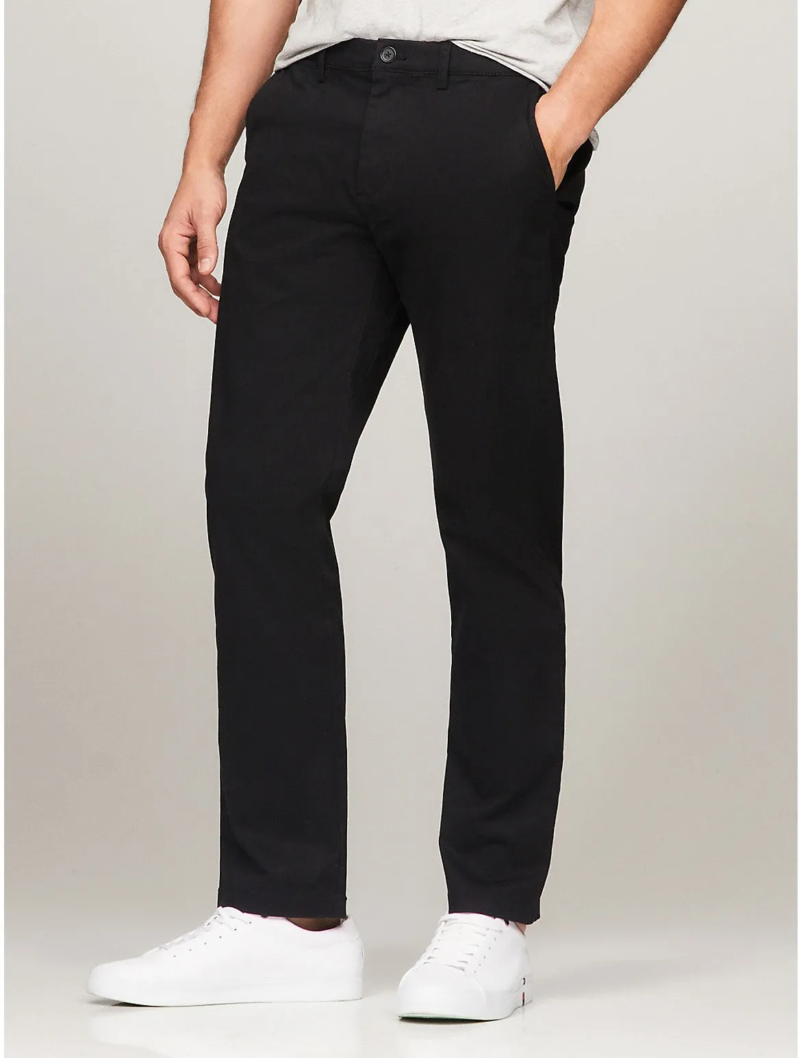 Tommy Hilfiger Men's Straight Fit THFlex Tommy Chino