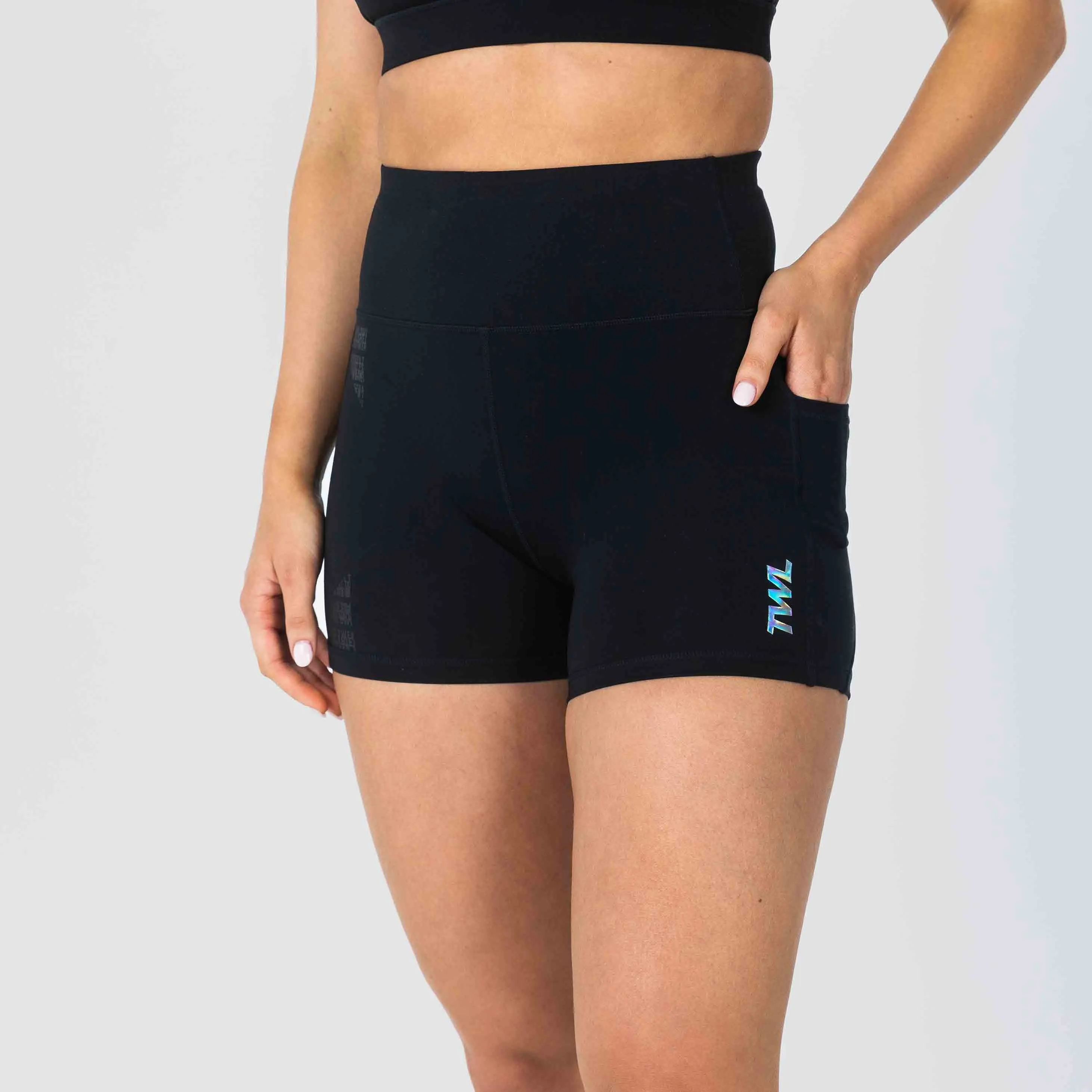 TWL - WOMEN'S ENERGY SHORTS - LEGACY