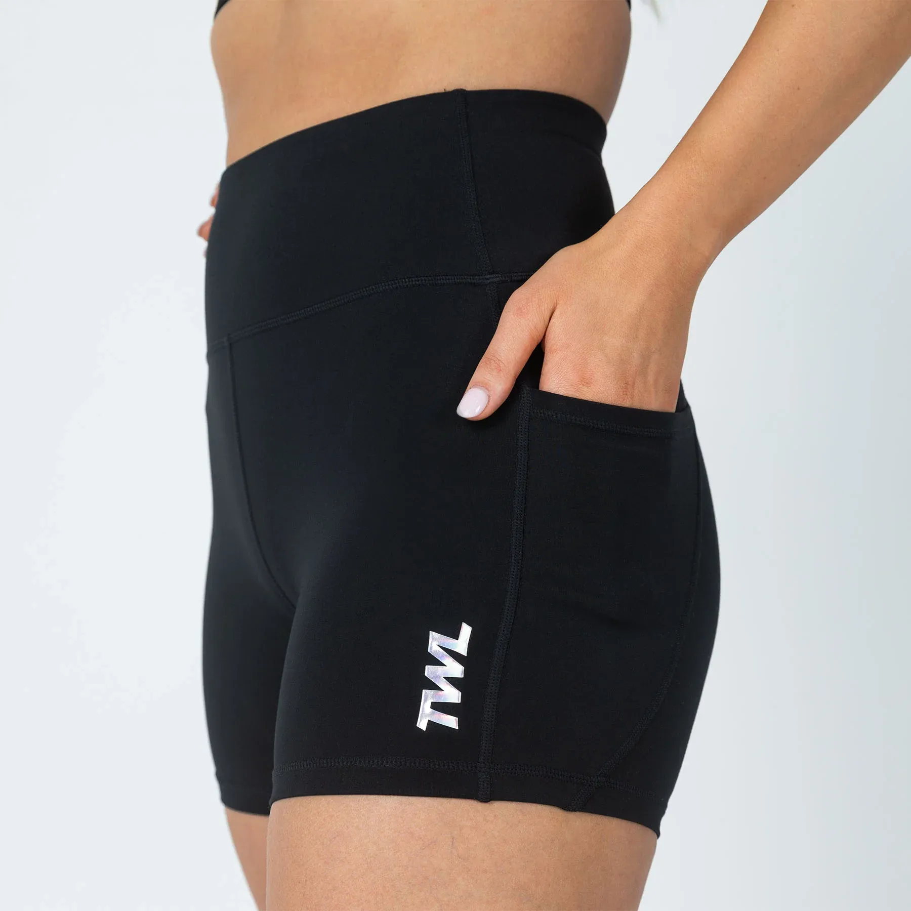 TWL - WOMEN'S ENERGY SHORTS - LEGACY