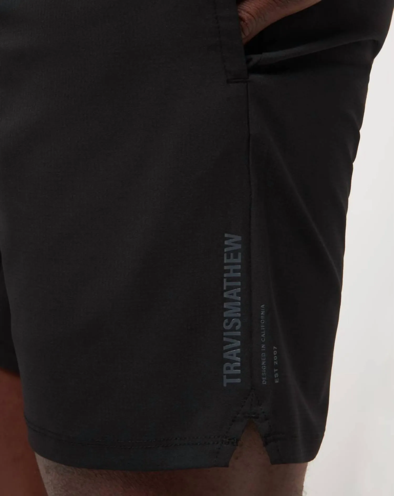 Wanderlust E-Waist Short 7.5In In Black