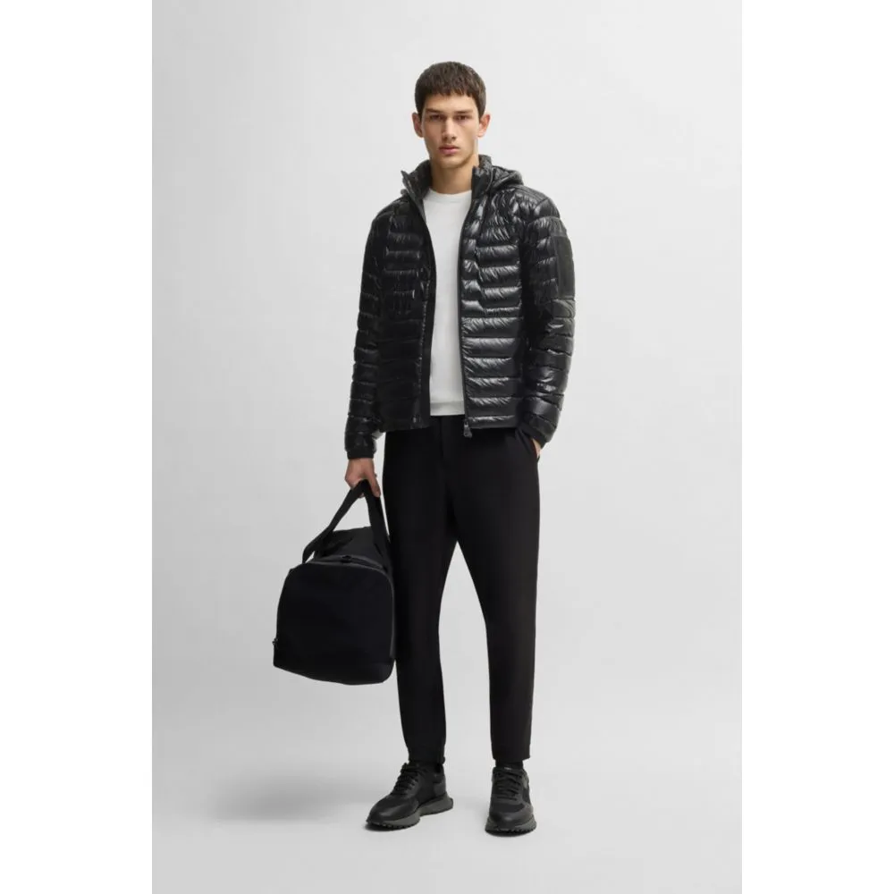 Water-repellent jacket with down filling