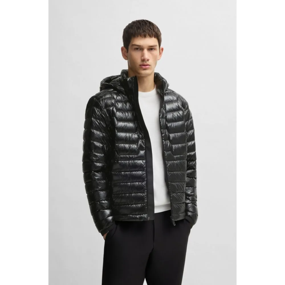 Water-repellent jacket with down filling