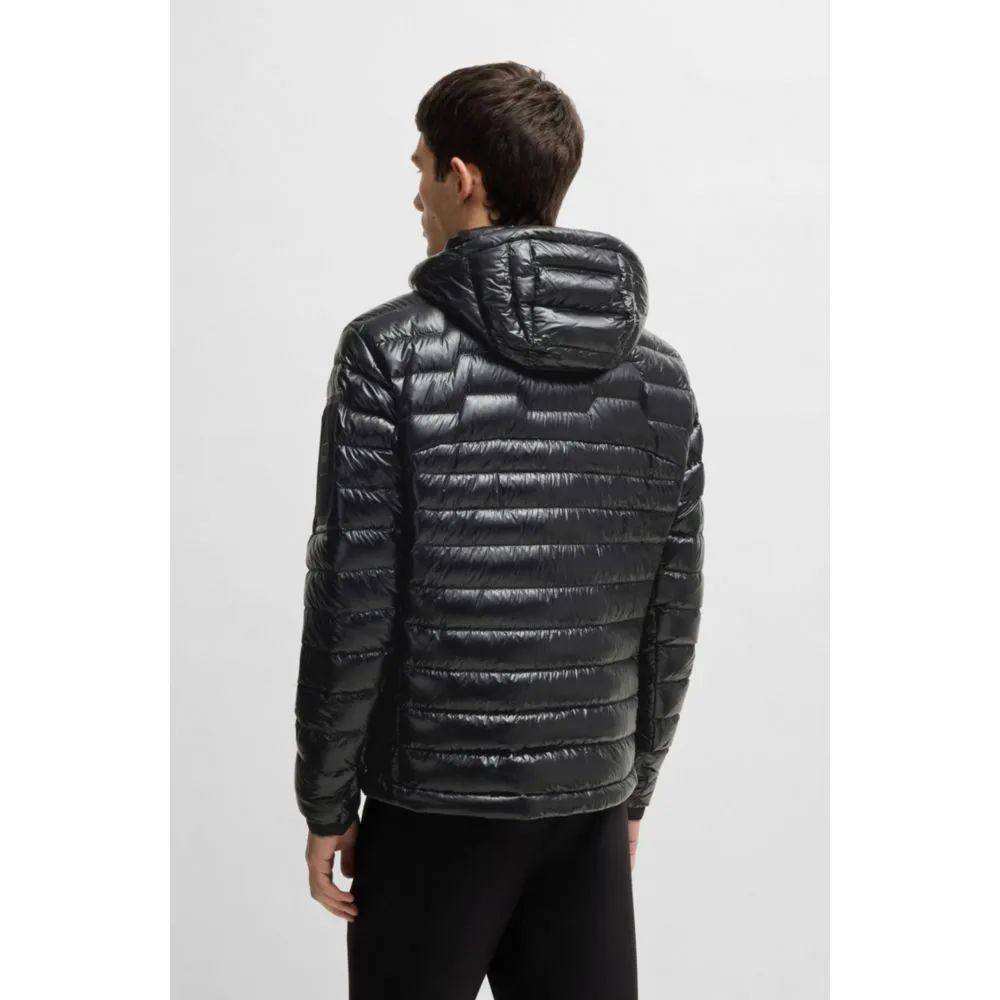 Water-repellent jacket with down filling